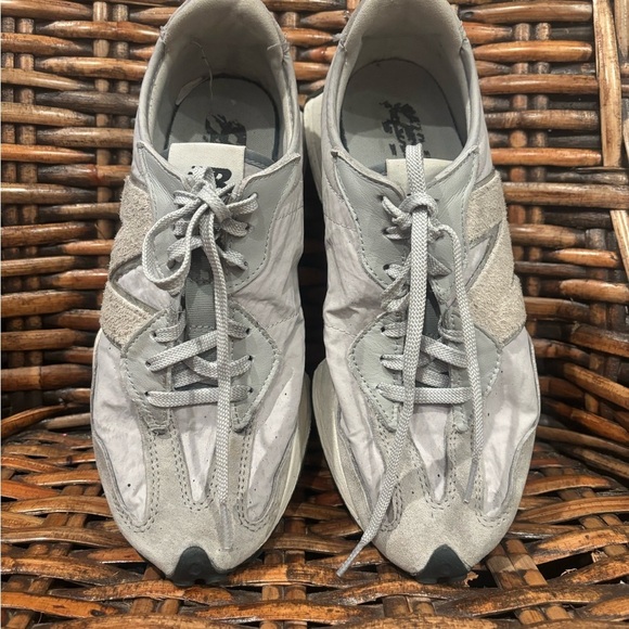 New Balance New Balance 327
Slate Grey Women in size 9.5 - Picture 7 of 11